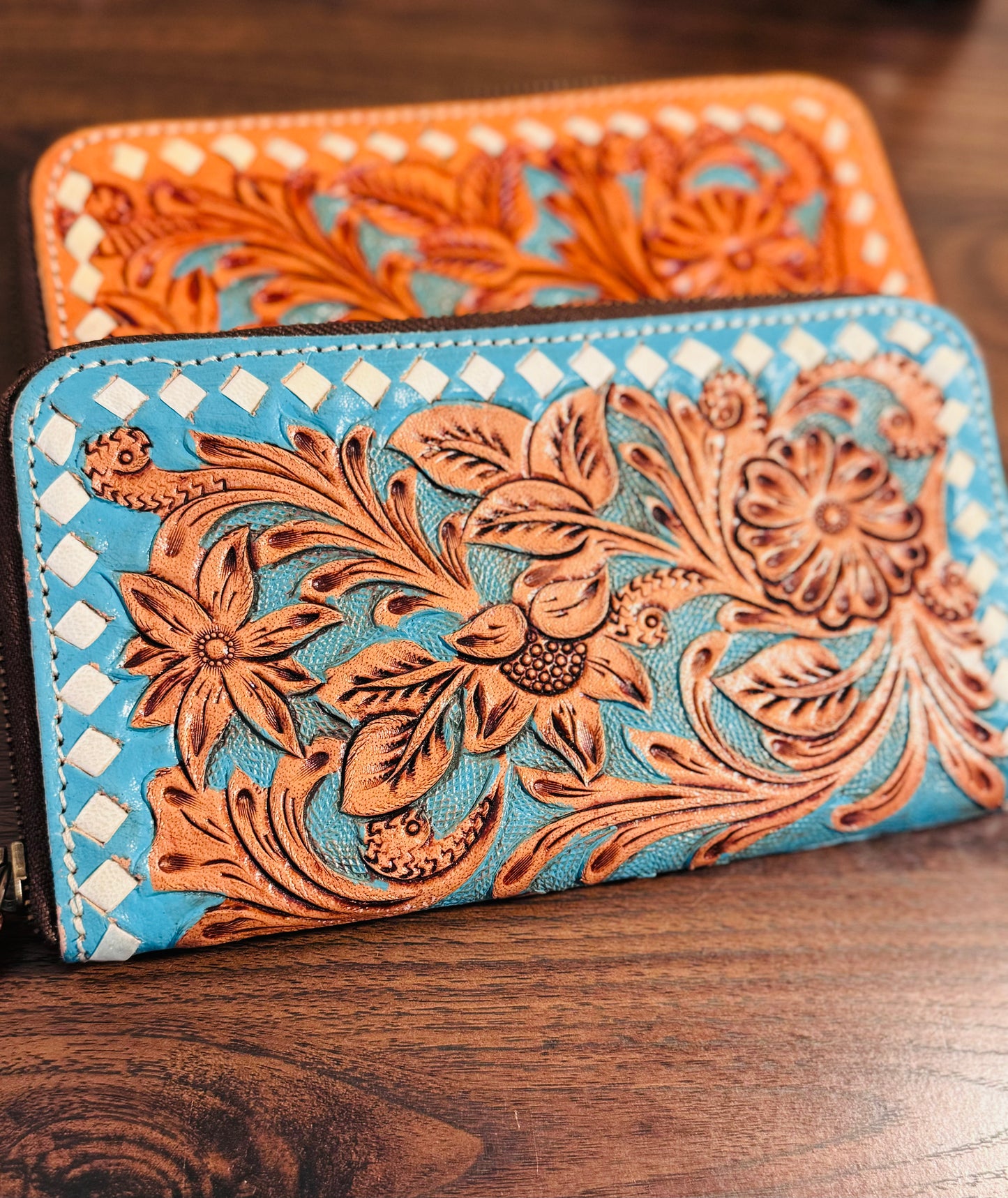 Turquoise Tooled wallet -accordion style