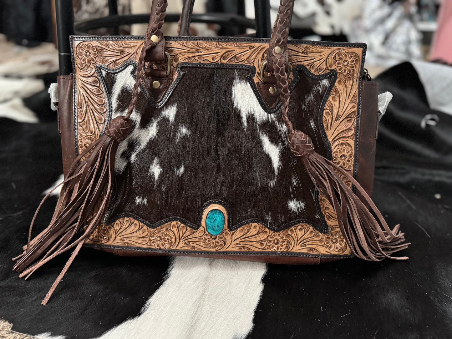 western Elegance cowhide bag