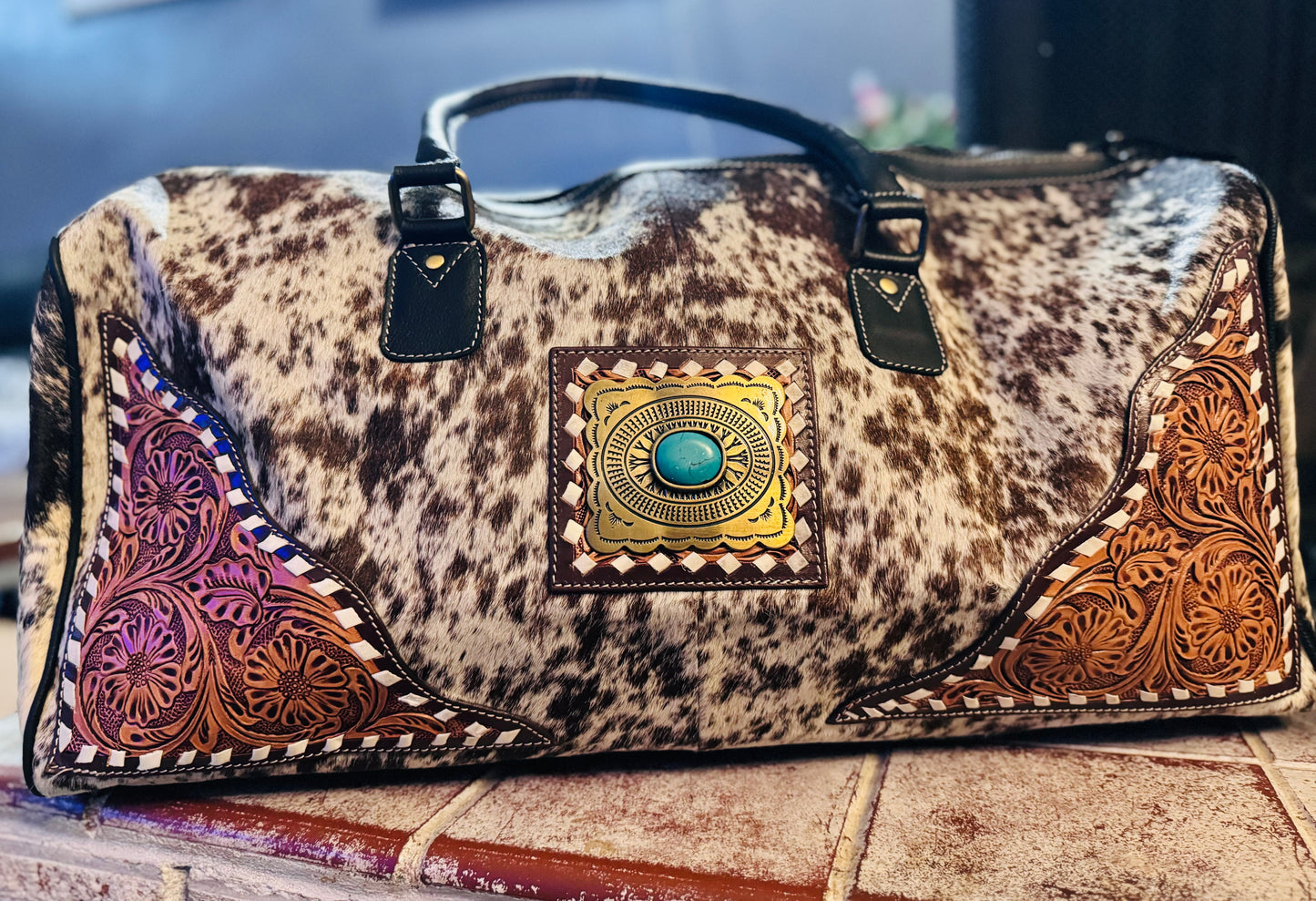 Tooled cowhide duffle bag -w/o fringe
