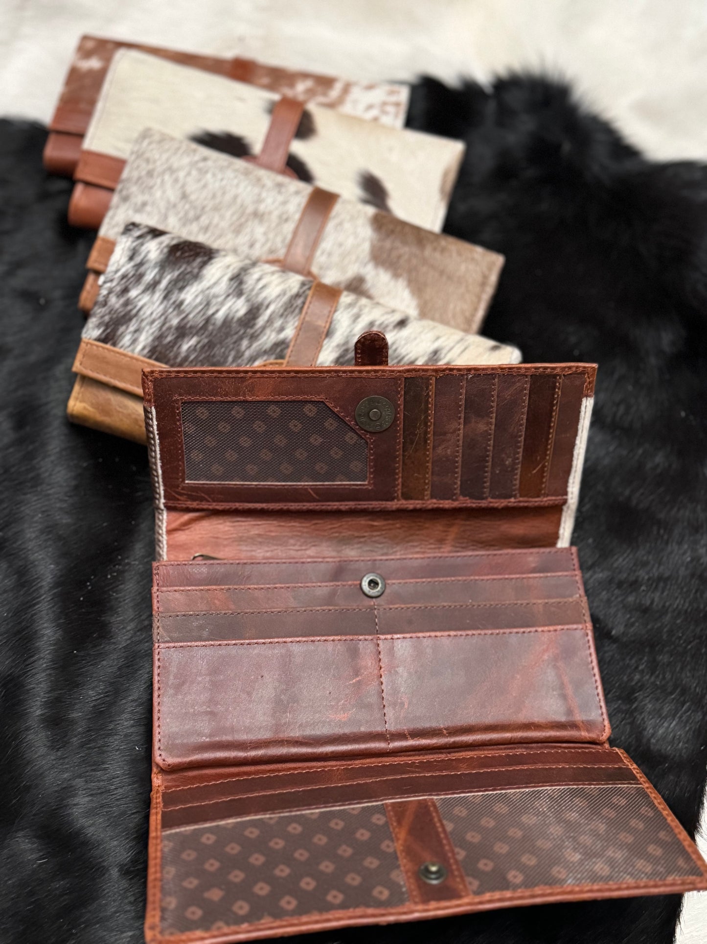 Prairie trifold cowhide wallet