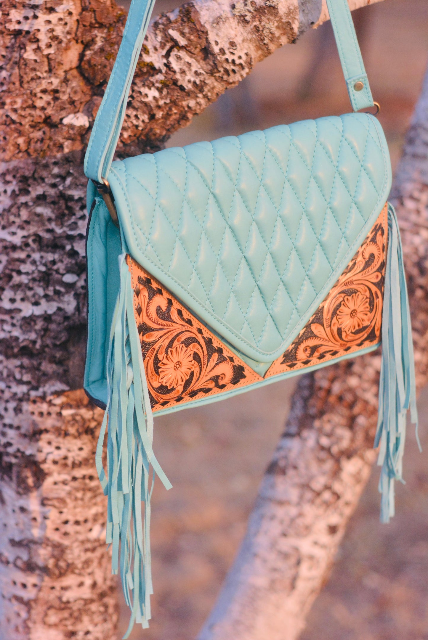Quilt of glamour+ - quilted and hand tooled leather