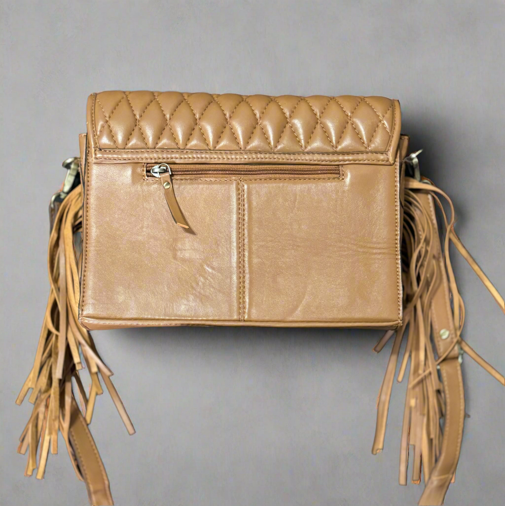 Quilt of glamour+ - quilted and hand tooled leather