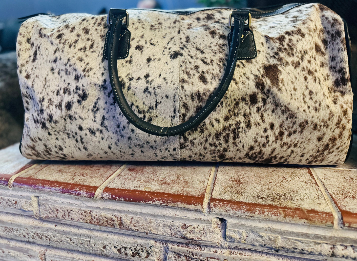 Tooled cowhide duffle bag -w/o fringe