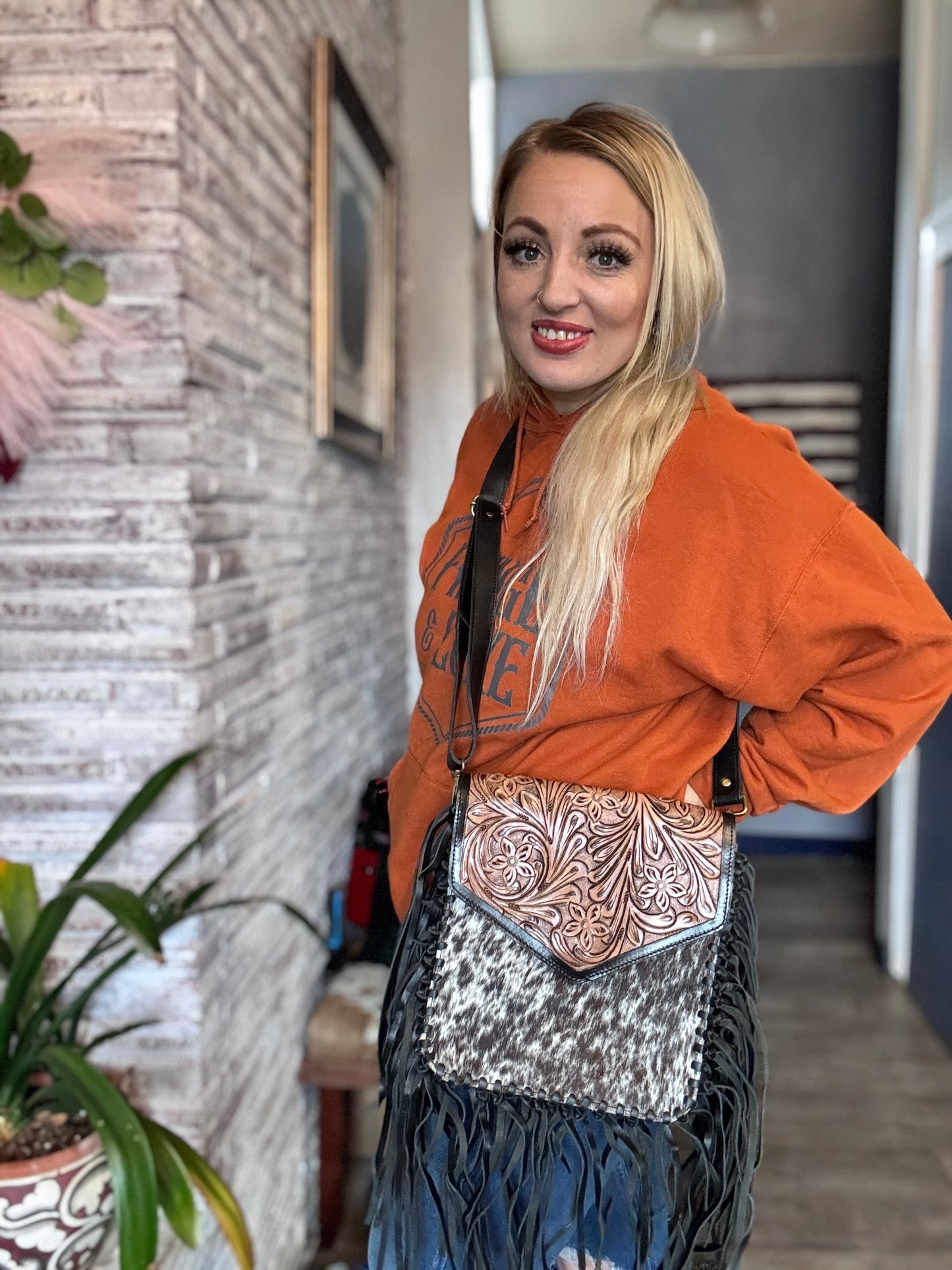 speckled chic cowhide bag- black